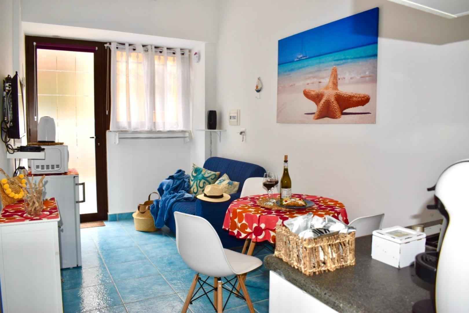 Alpha22 Apartment Giardini Naxos Bagian luar foto